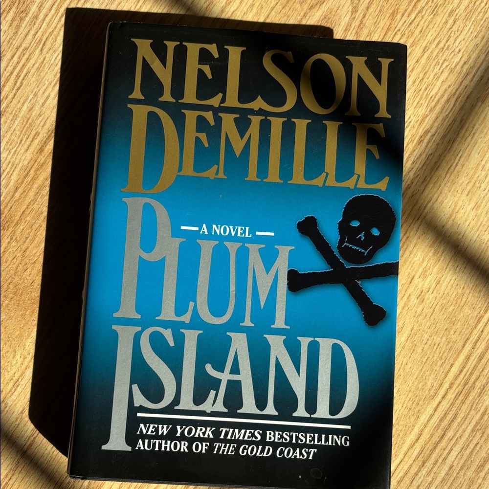 Nelson DeMille Plum Island Hardcover Book - Blue